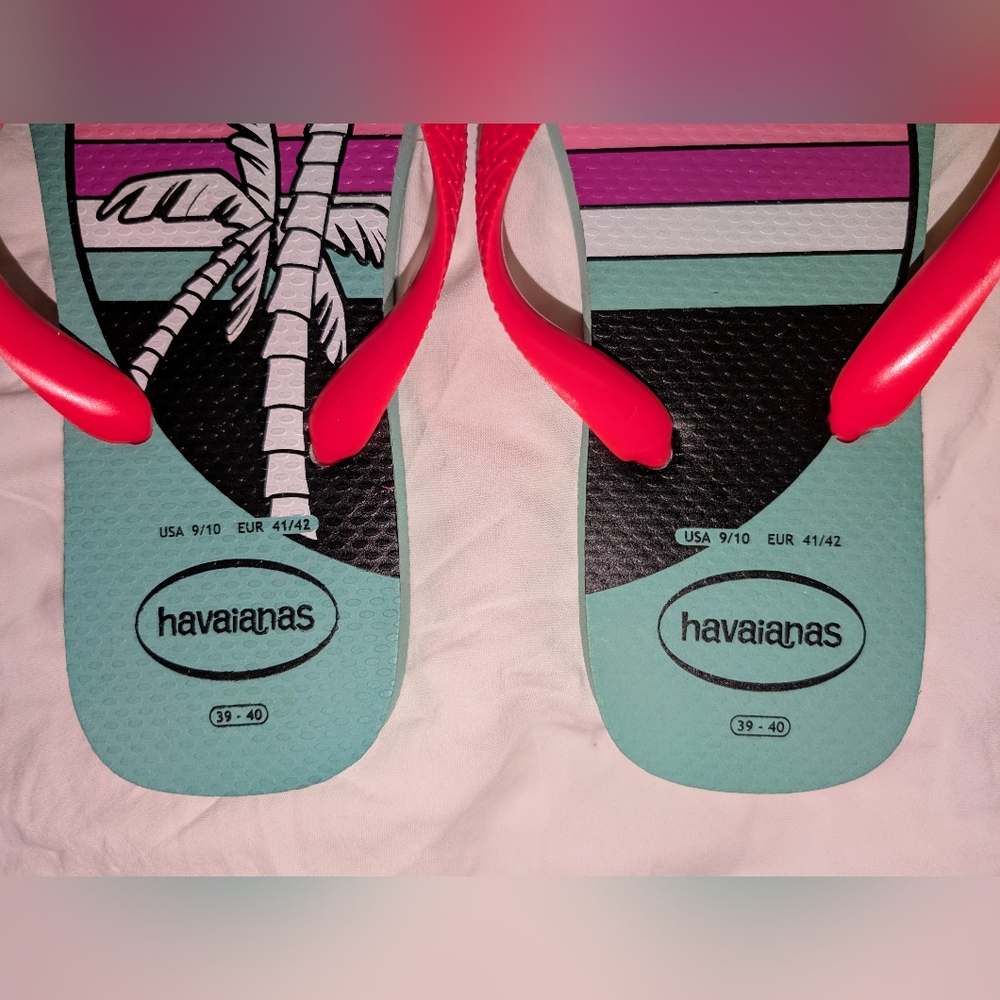 New Never Used - Havaianas flip flops - US 9/10 - Picture 4 of 7
